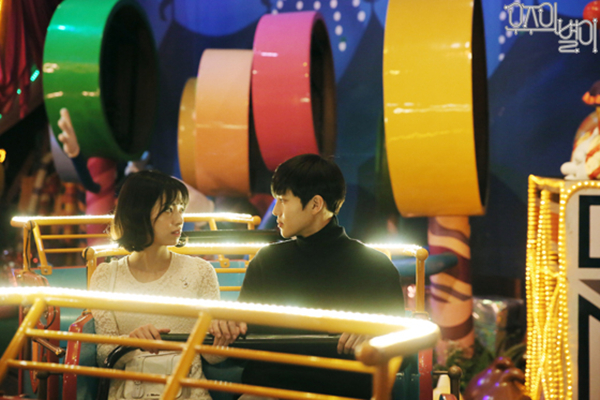 《三色幻想：宇宙之星》海报第34张图片