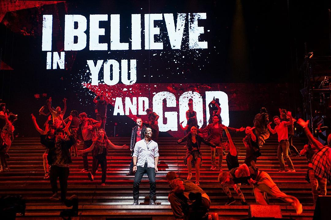 《耶稣基督万世巨星》海报第28张图片