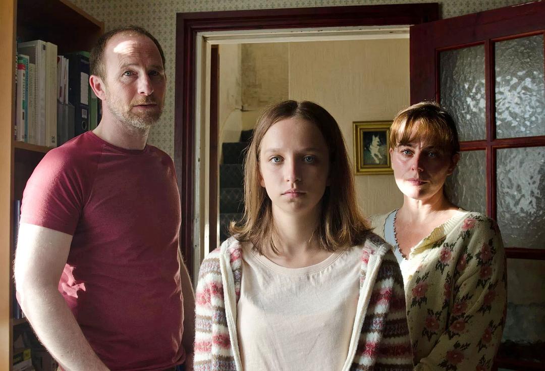 《三个女孩》剧照第7张图片