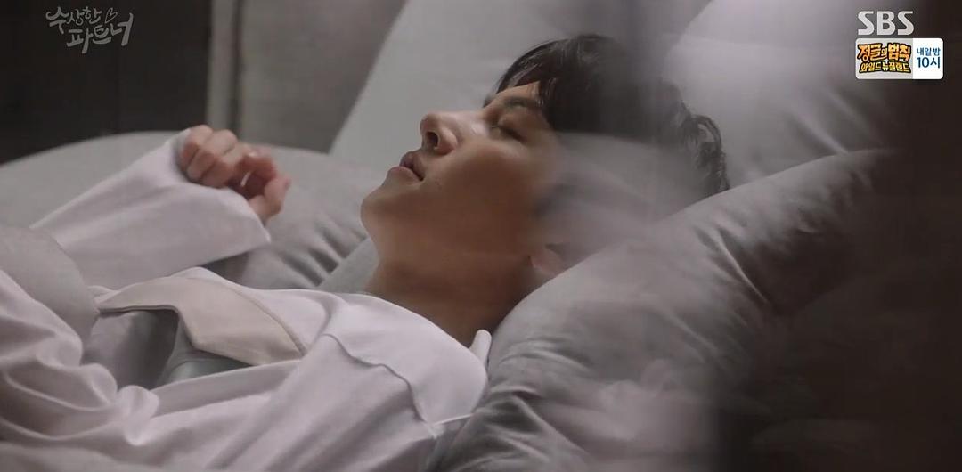 《奇怪的搭档》剧照第40张图片