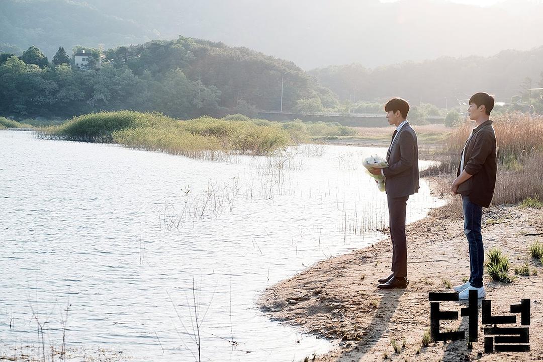 《隧道》剧照第59张图片