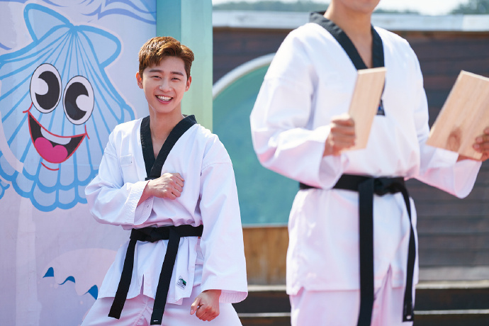 《三流之路》剧照第22张图片