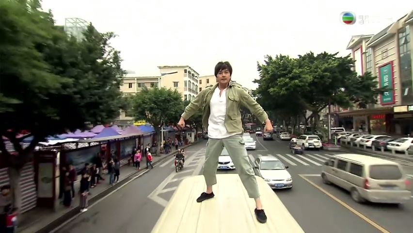 《超时空男臣》剧照第44张图片