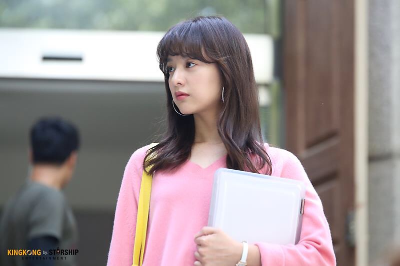 《三流之路》剧照第54张图片