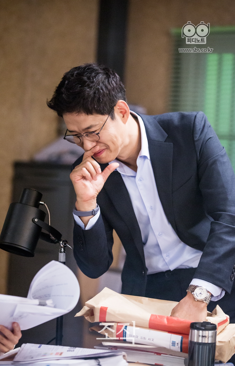 《操控》剧照第18张图片