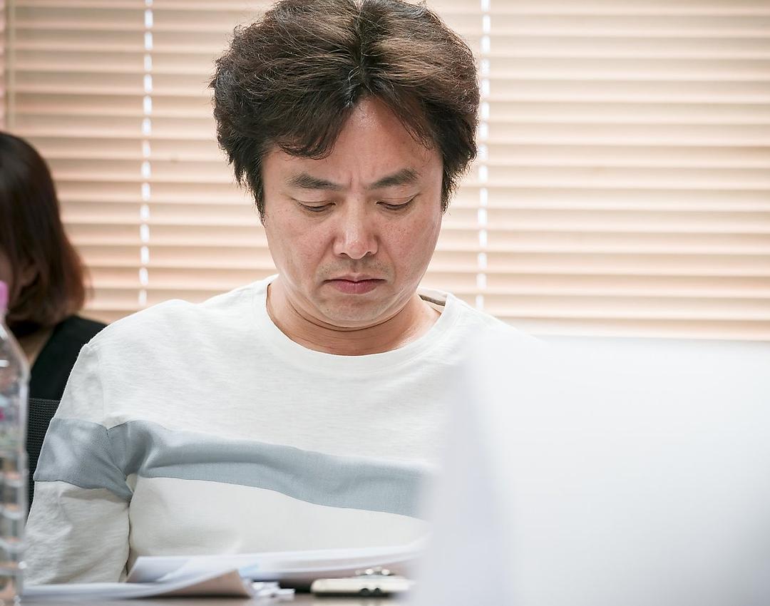 《人孔：奉必梦游仙境》剧照第56张图片