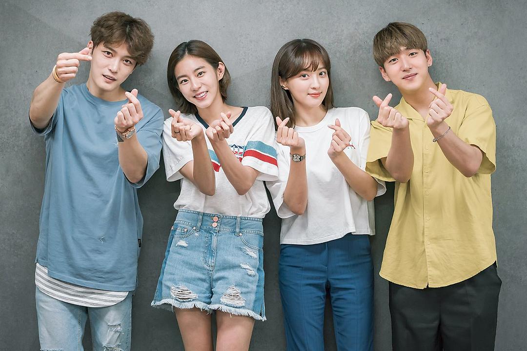 《人孔：奉必梦游仙境》剧照第44张图片