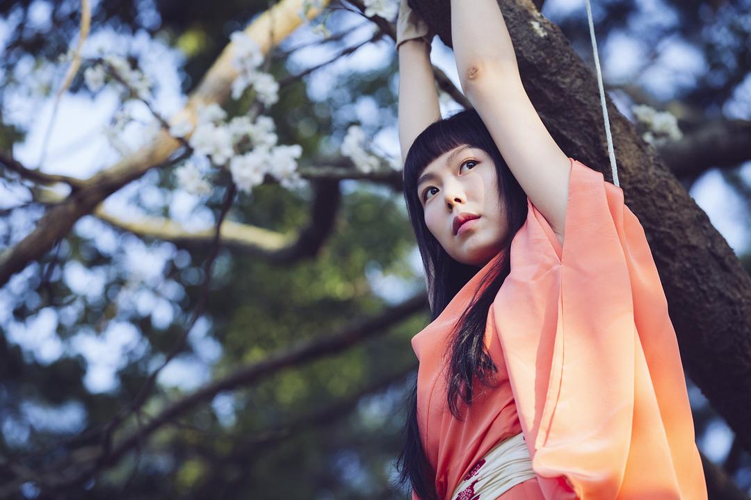 《小姐》剧照第25张图片