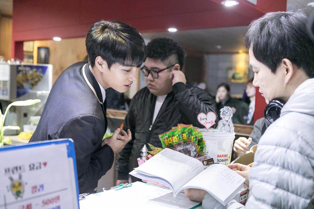 《临终学校》剧照第28张图片