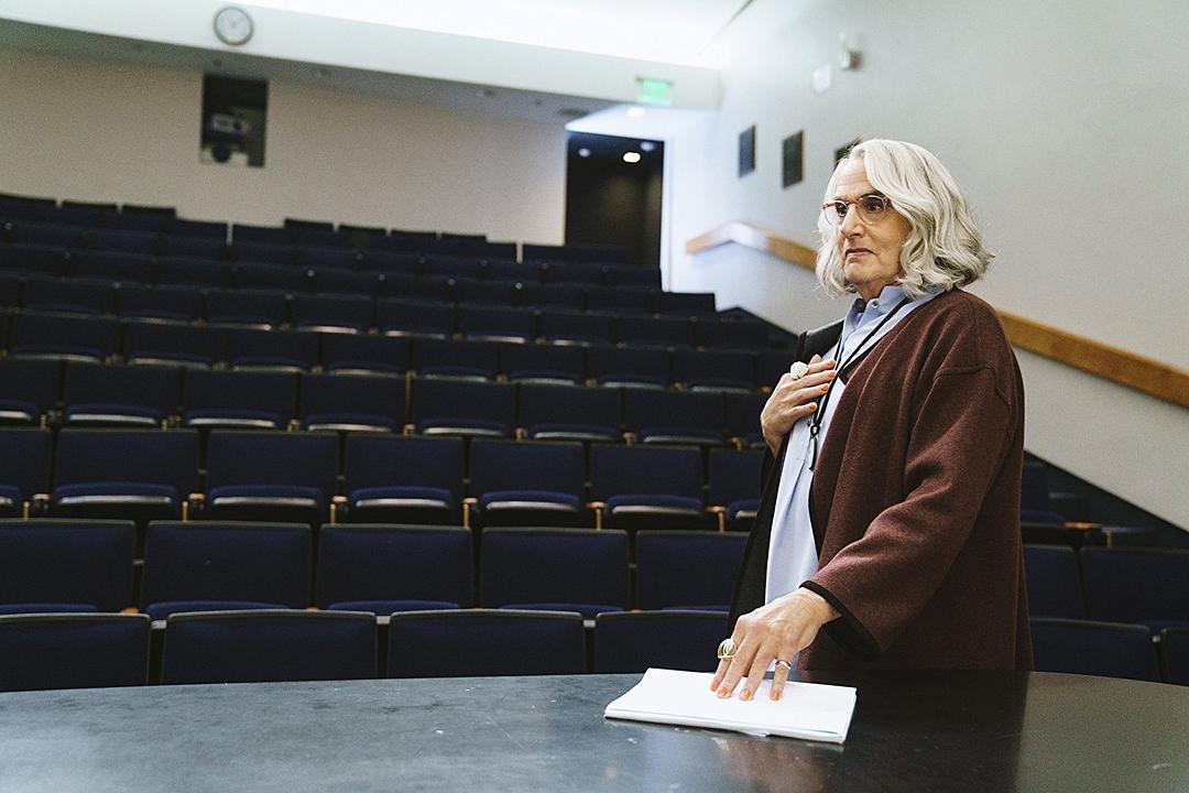 《透明家庭第四季》海报