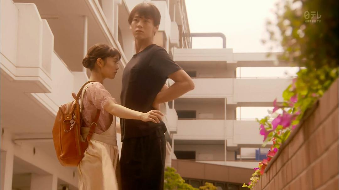 《温室里的加穗子》剧照