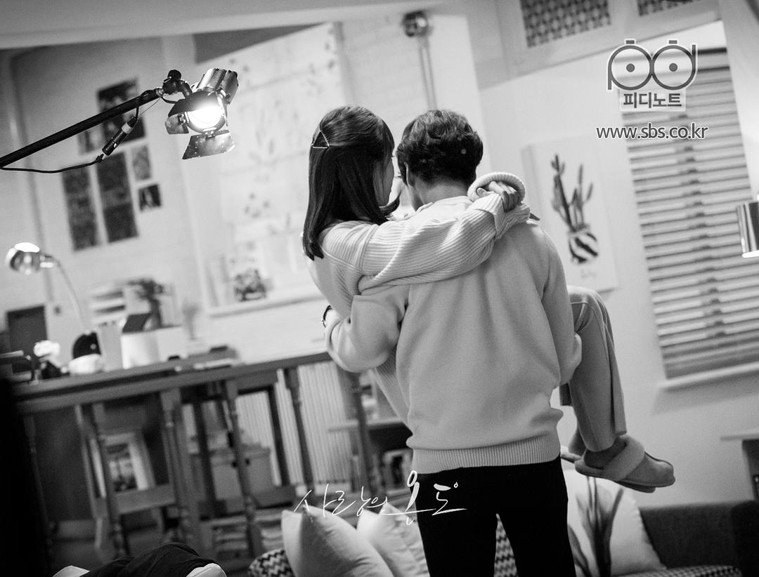 《爱情的温度》剧照第58张图片