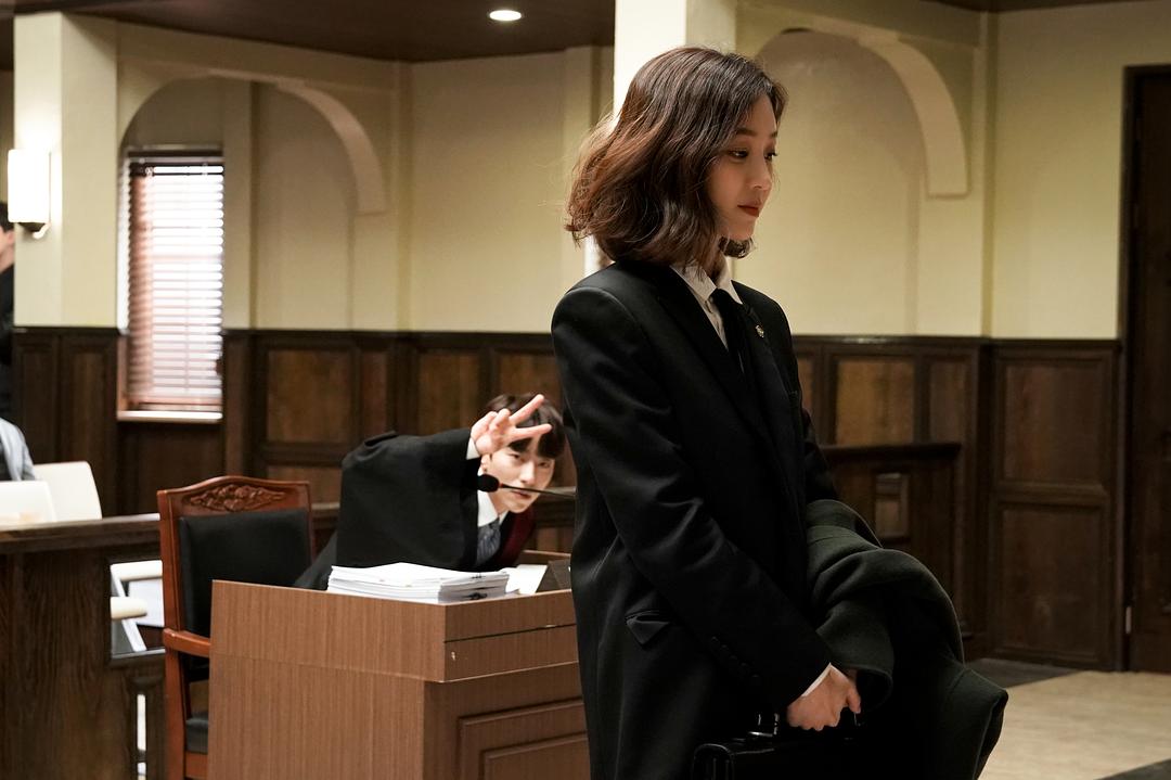 《魔女的法庭》剧照第32张图片