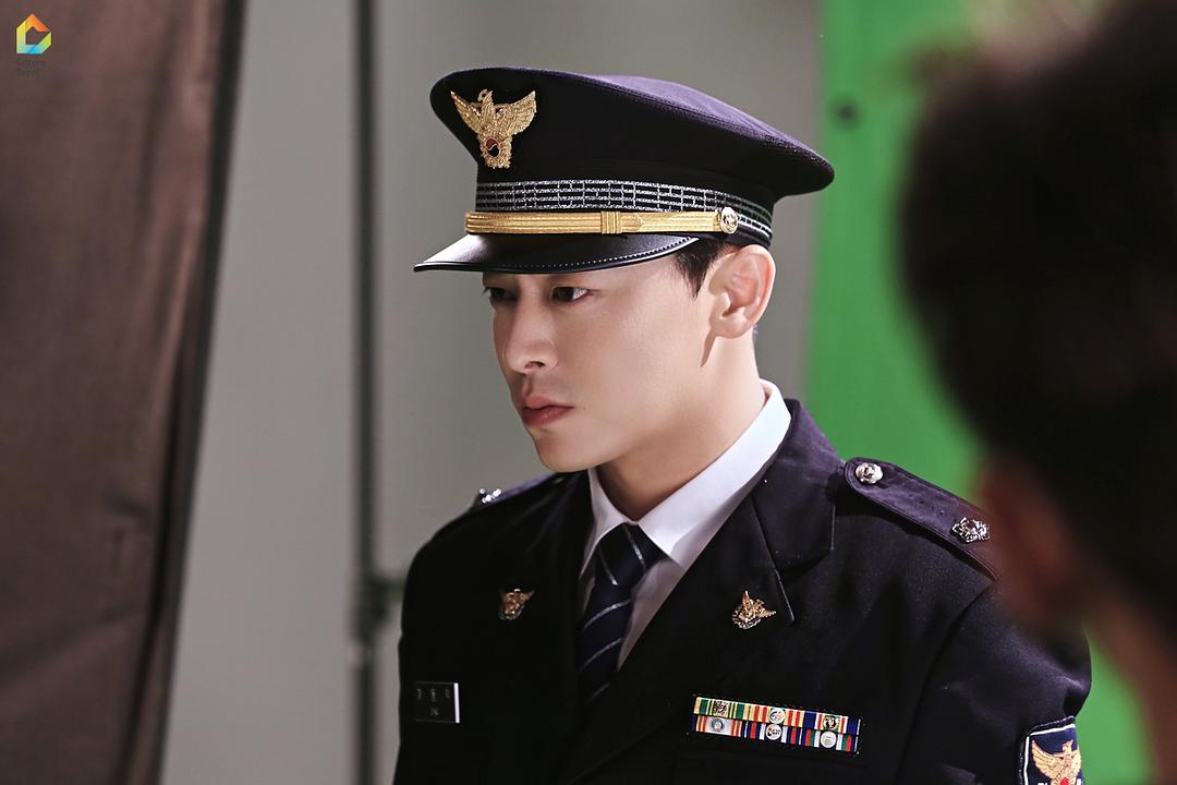 《我的鬼神搭档》剧照第6张图片