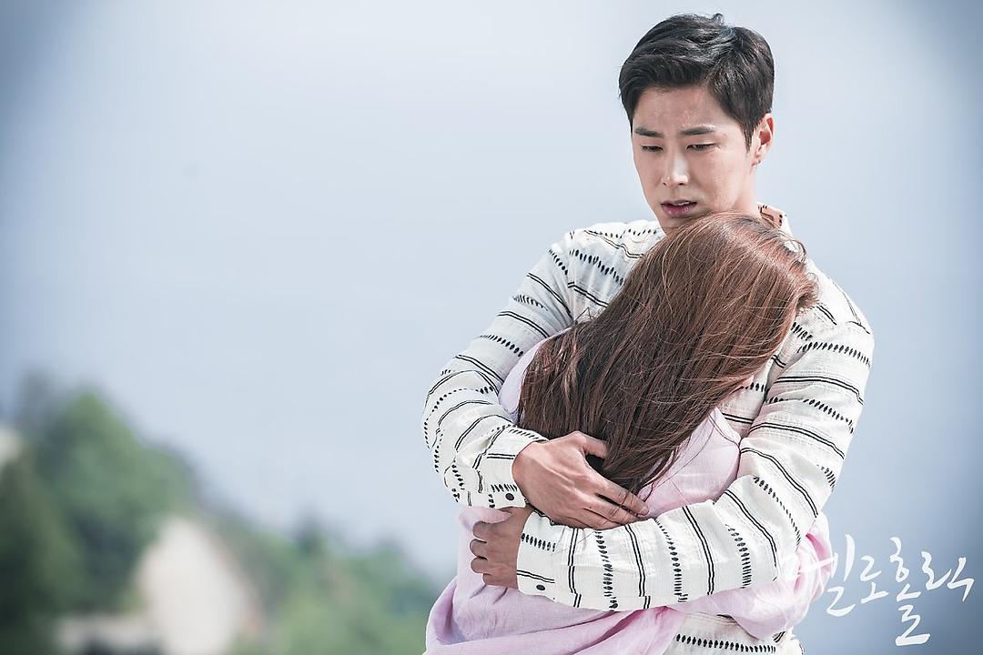 《沉迷爱情》海报第42张图片