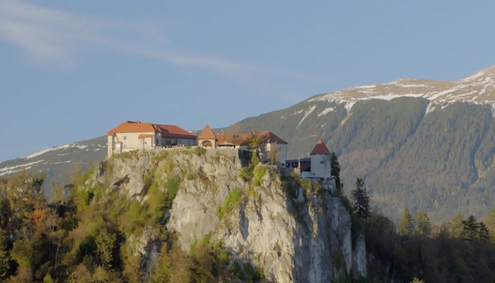 《黑骑士》剧照第11张图片