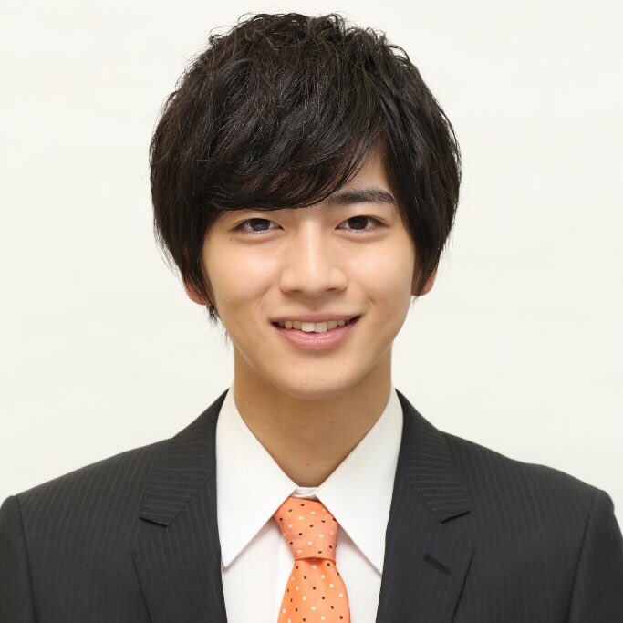 《假日爱情》海报第9张图片