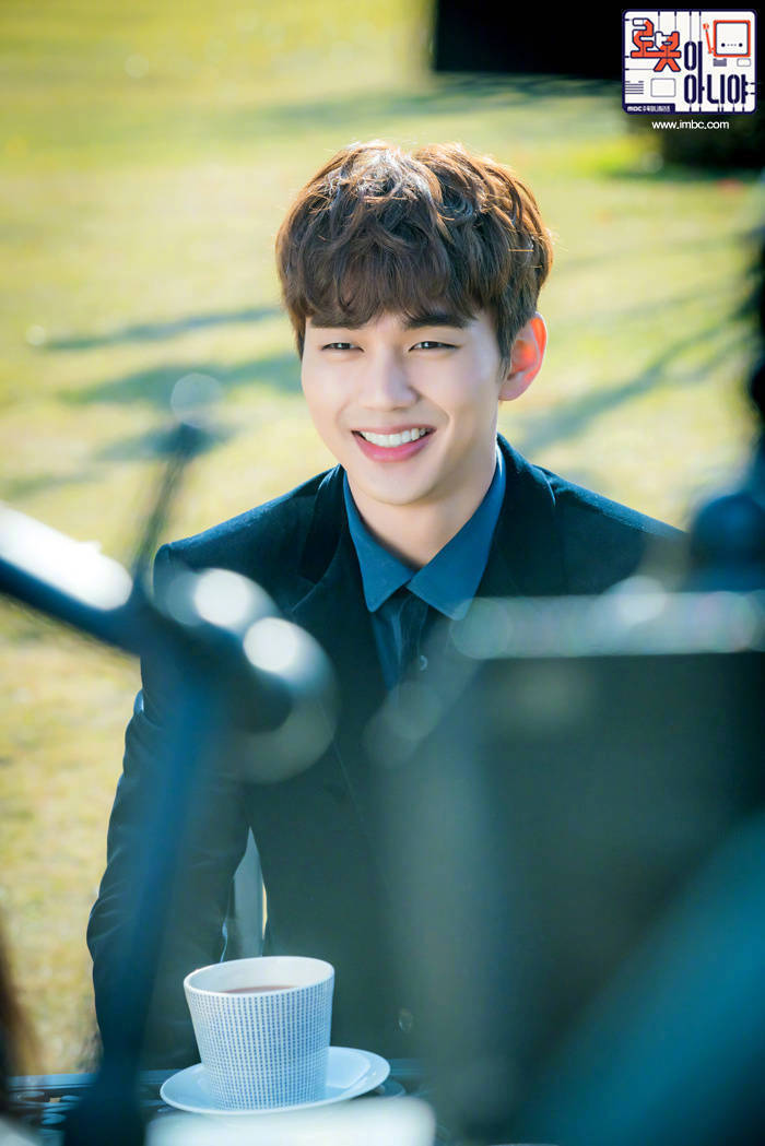 《不是机器人啊》剧照第42张图片