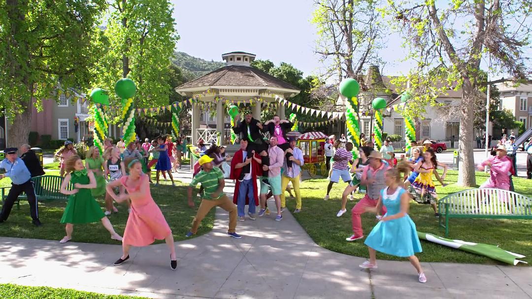 哈哈哈，GilmoreGirl...