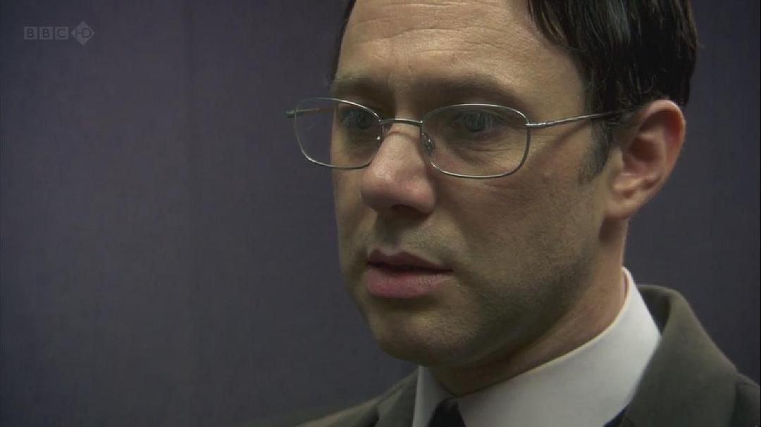 《疯城记第二季》剧照第17张图片