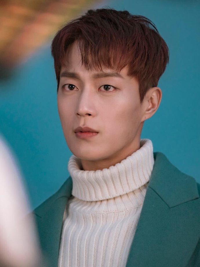 《广播罗曼史》剧照第7张图片