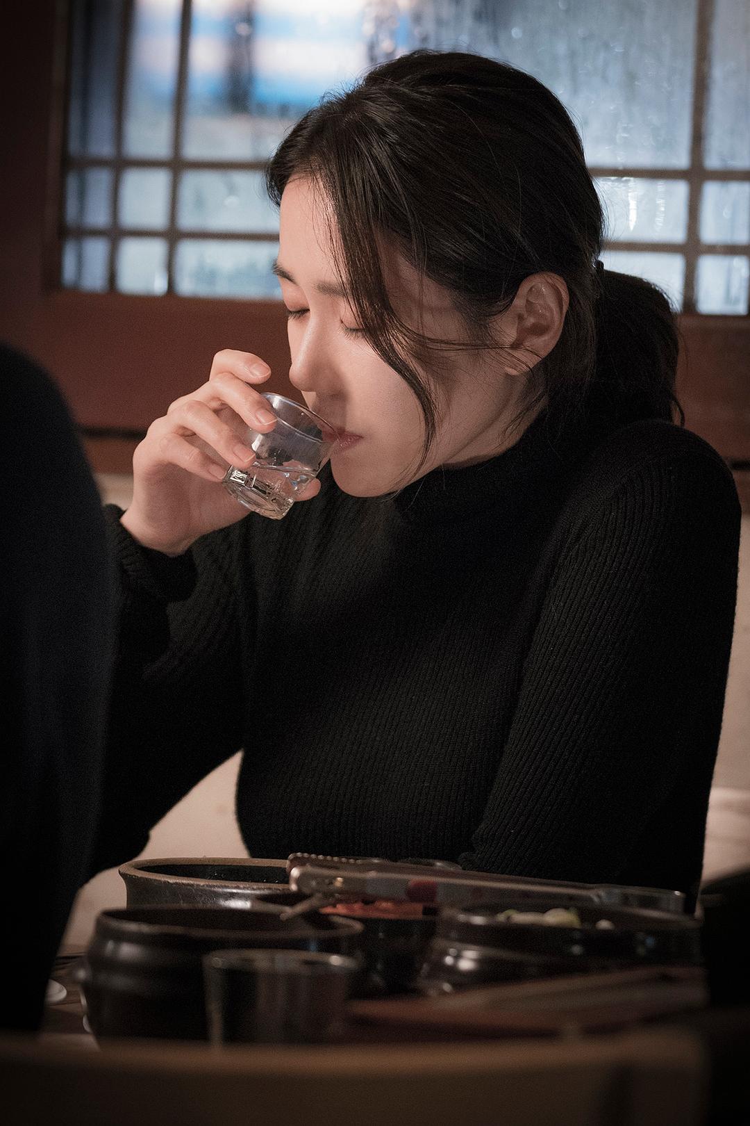 《经常请吃饭的漂亮姐姐》剧照