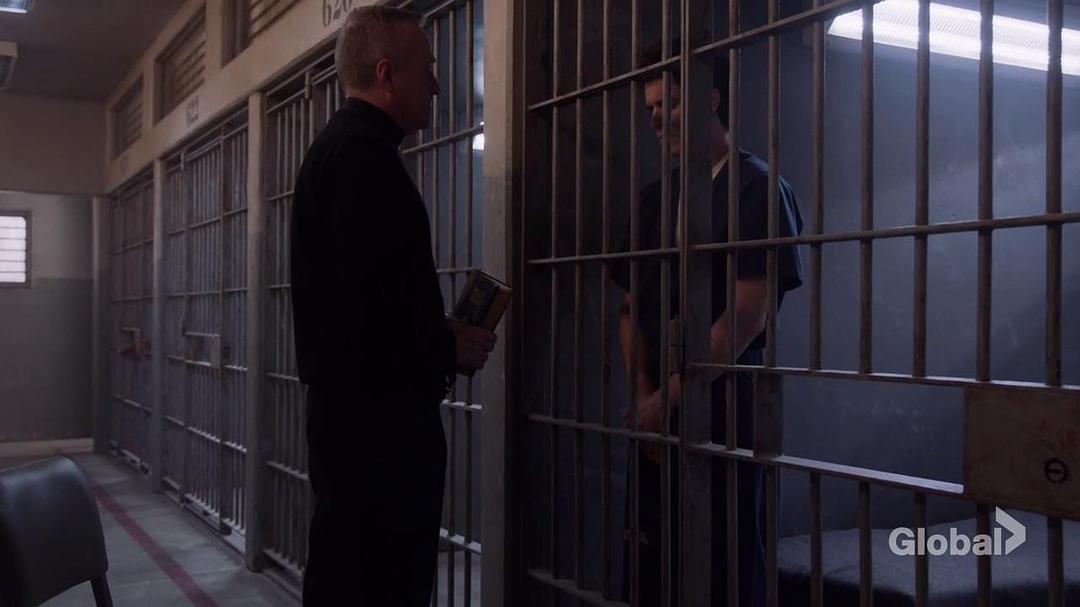 《法律与秩序真实重案：梅内德斯兄弟》剧照第33张图片