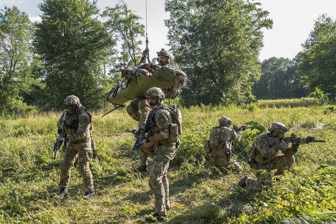 《海豹六队第二季》剧照第28张图片