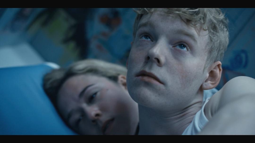 《惨雨第一季》海报第53张图片