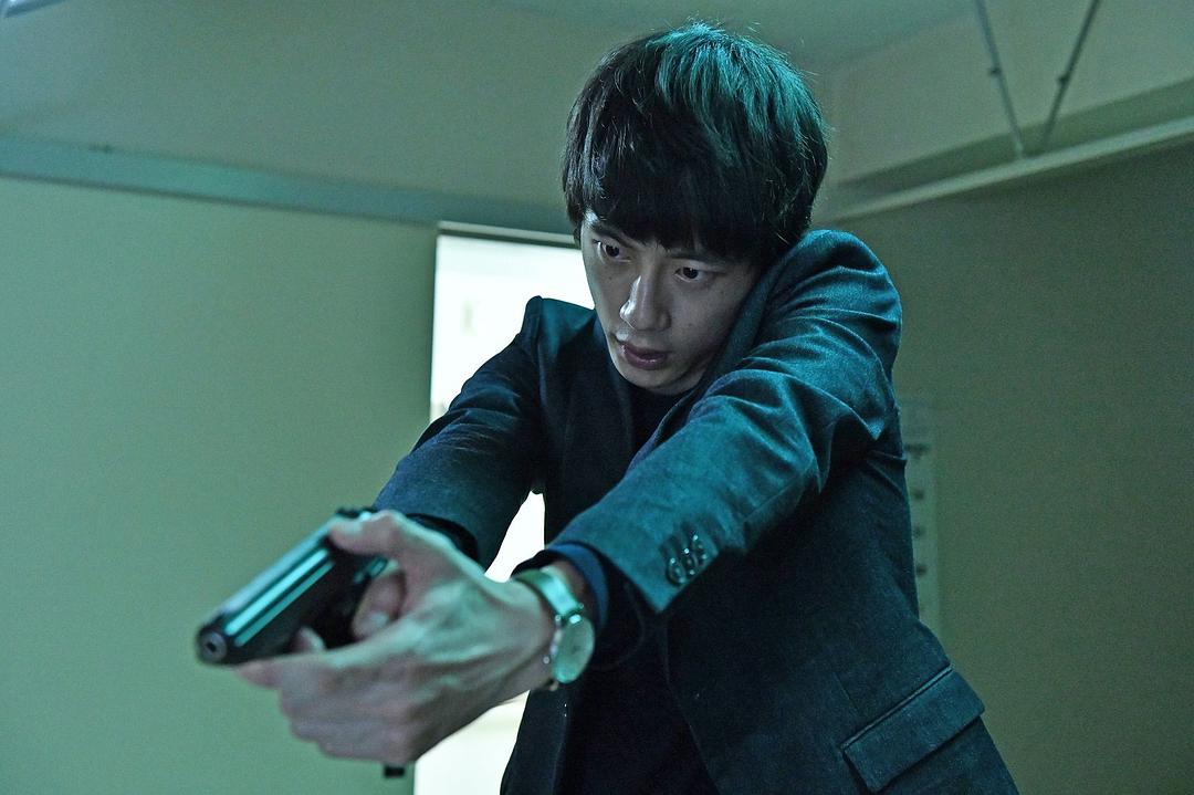 《信号长期未解决事件搜查组》海报第10张图片