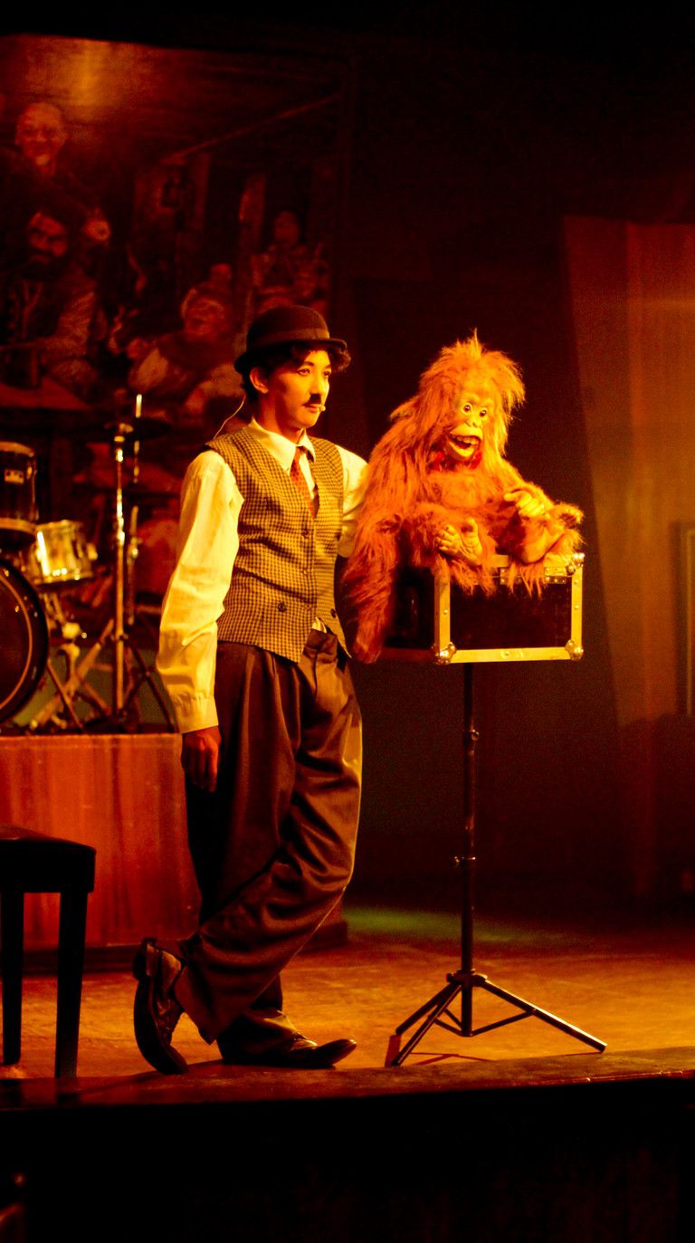 《布兰卡和弹吉他的人》剧照第48张图片