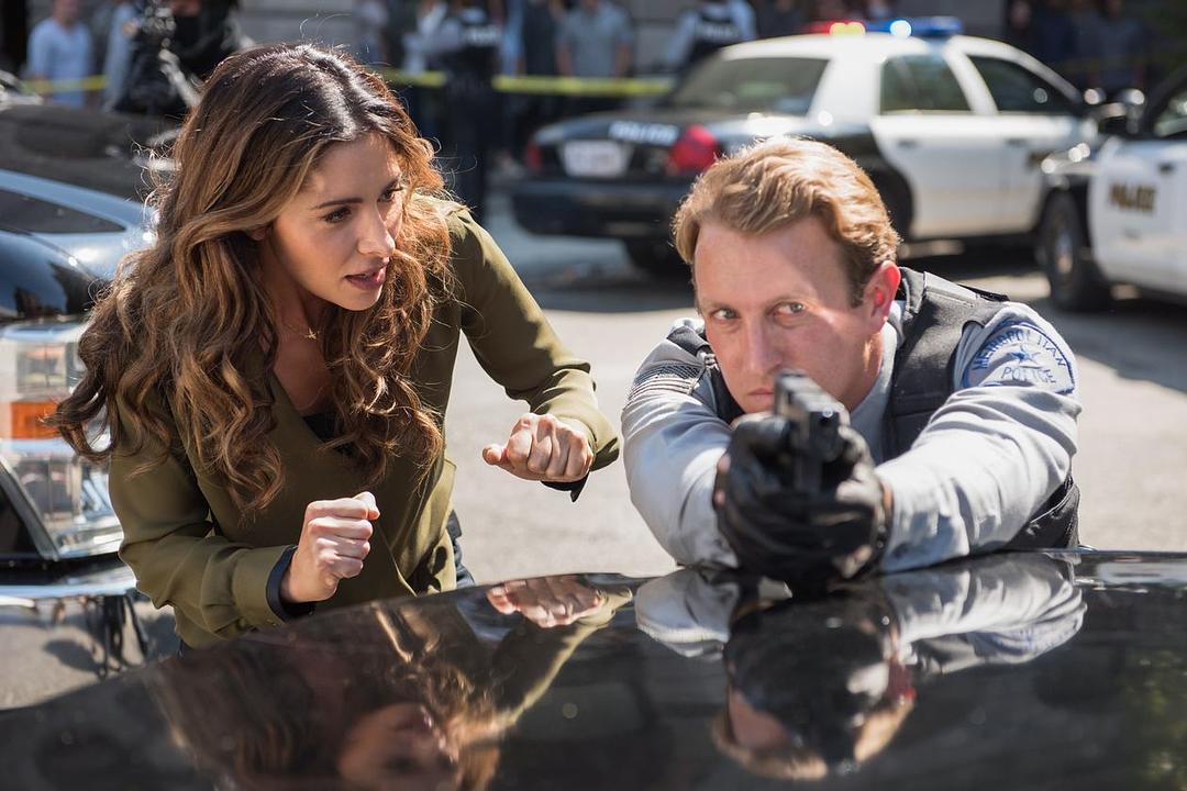 《虚拟幻梦》海报第21张图片