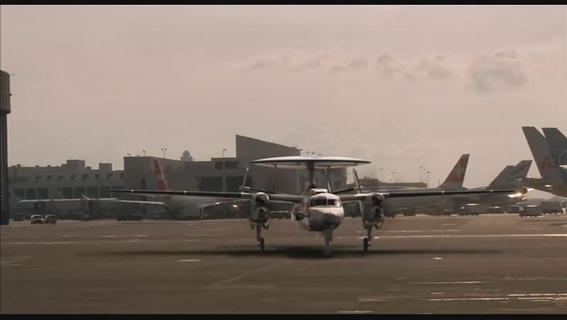 《百慕大三角》海报第35张图片