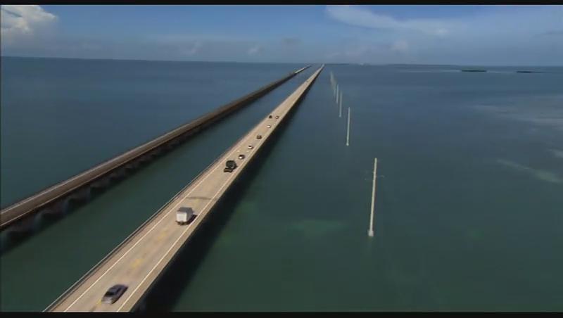 《百慕大三角》海报第22张图片