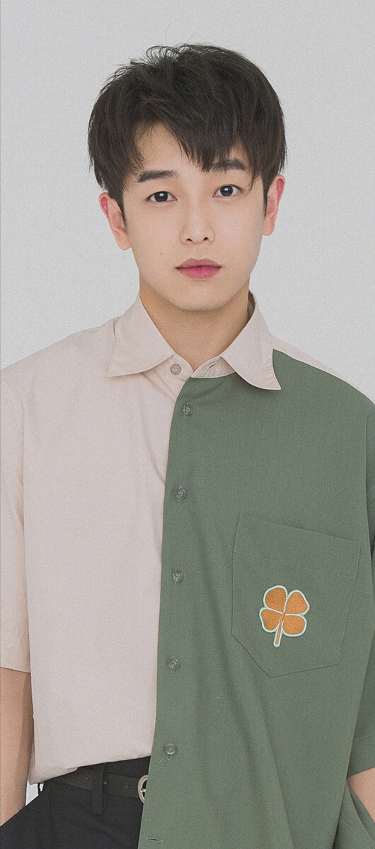 《奋斗吧，少年！》海报第40张图片