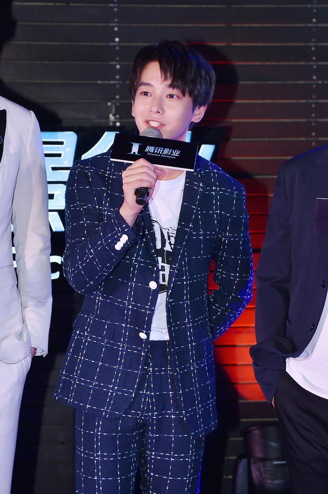 《奋斗吧，少年！》海报第42张图片