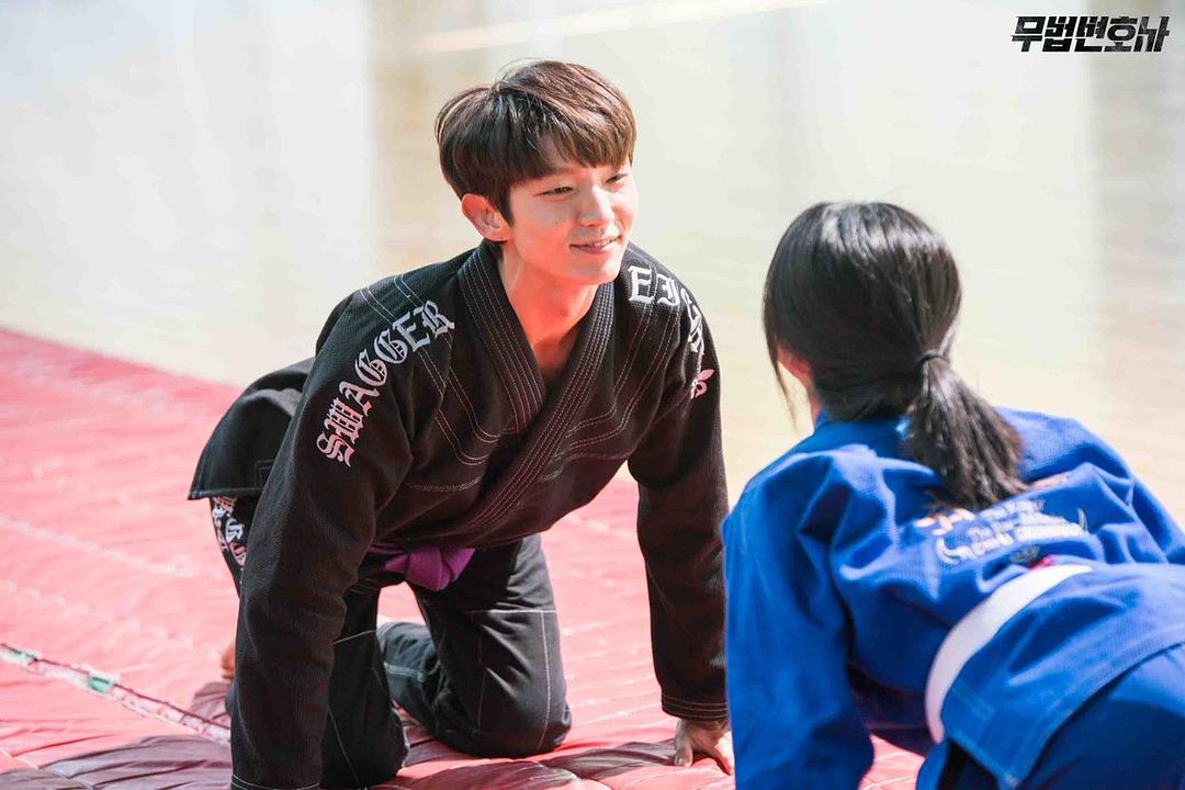 《武法律师》剧照第36张图片