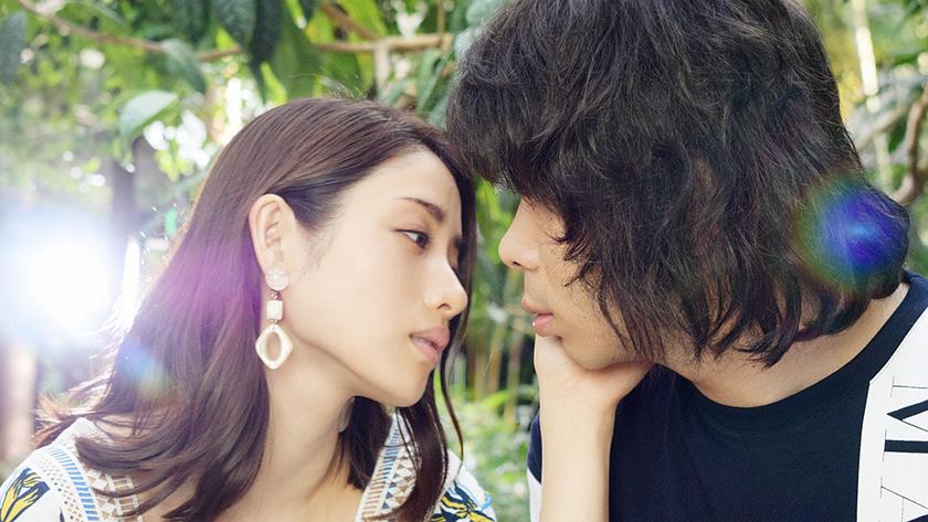 《高岭之花》剧照第10张图片