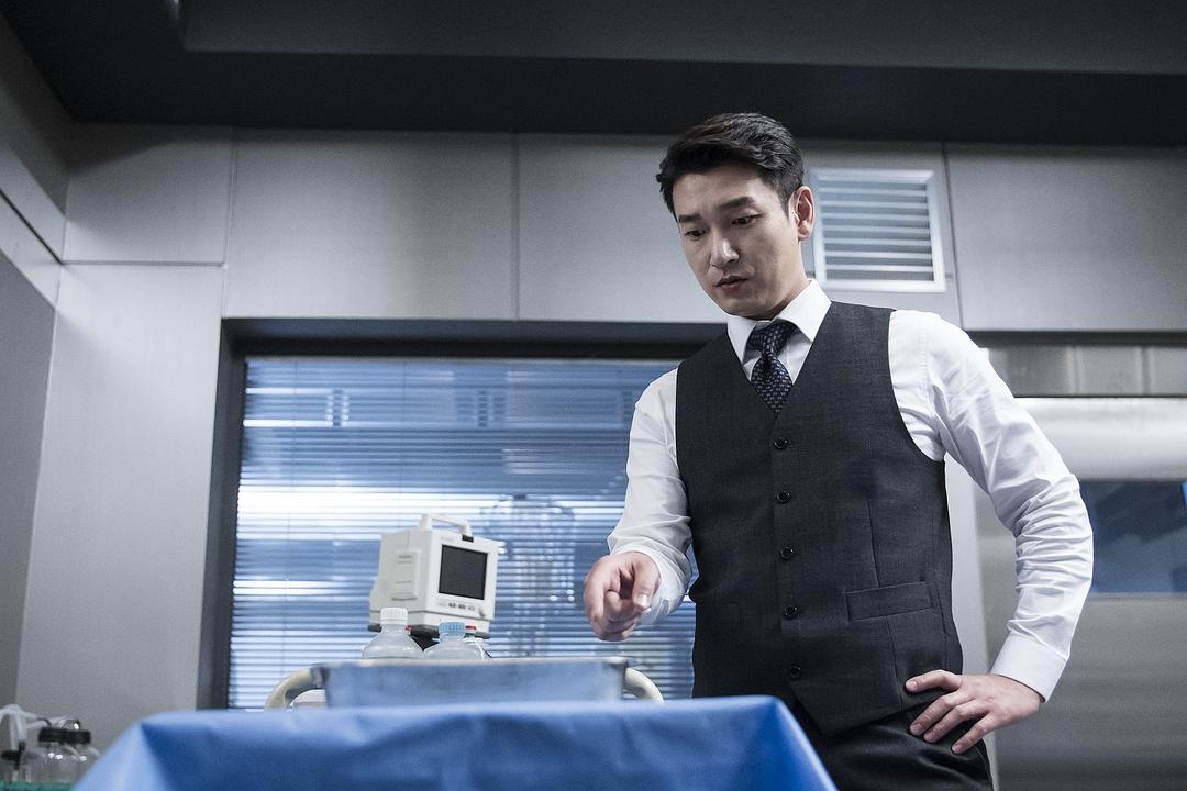 《Life》海报第42张图片