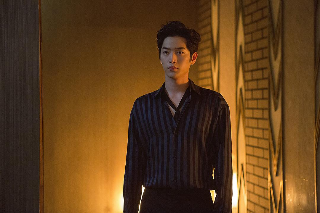 《你也是人类吗?》剧照