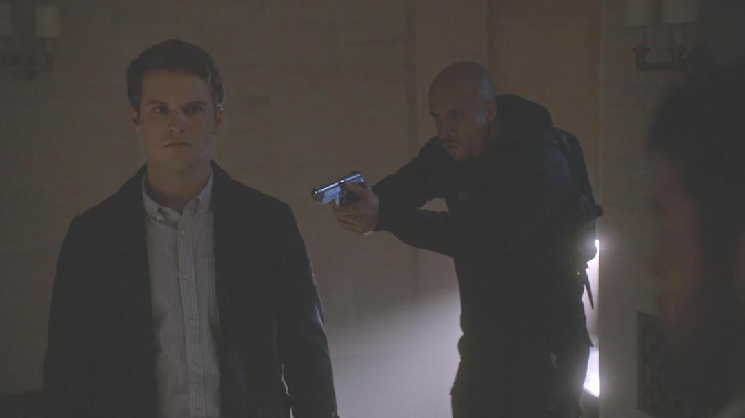 《两世奇人》剧照第16张图片