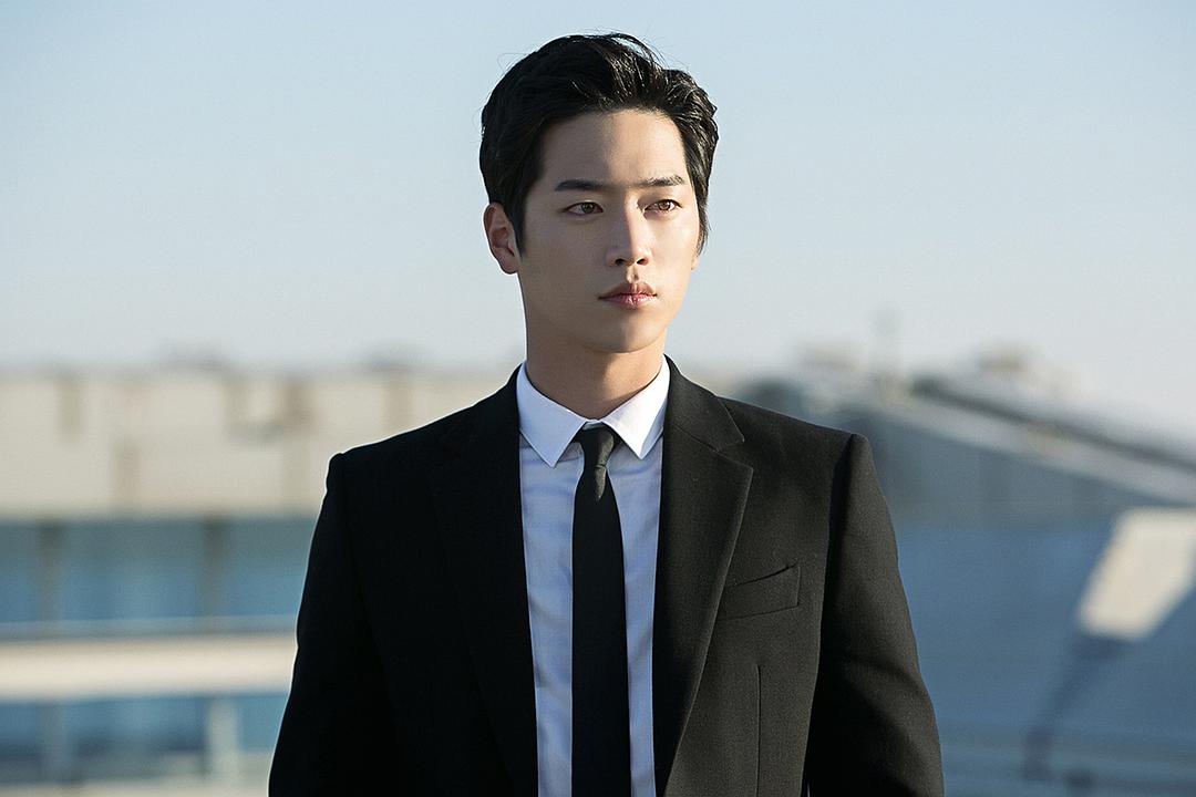 《你也是人类吗?》海报第55张图片