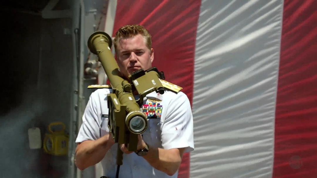 《末日孤舰第五季》海报第14张图片