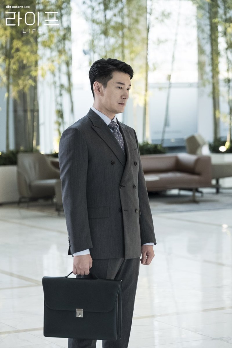 《Life》海报第47张图片