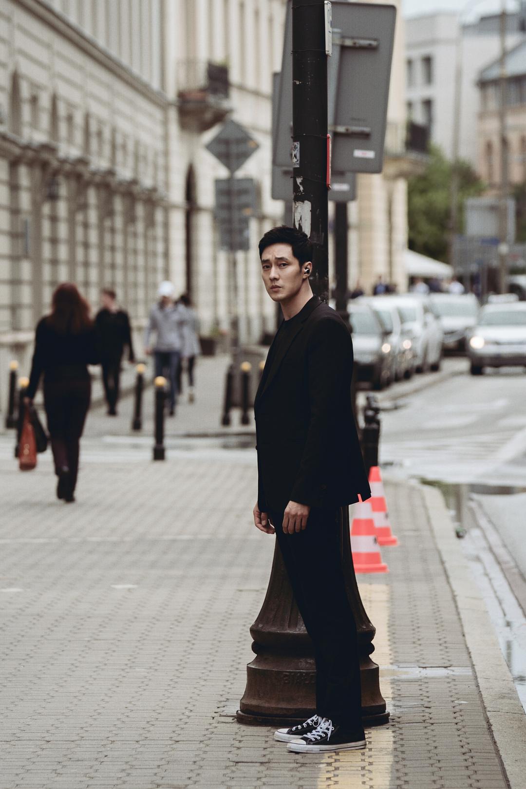 《我背后的陶斯》剧照第50张图片