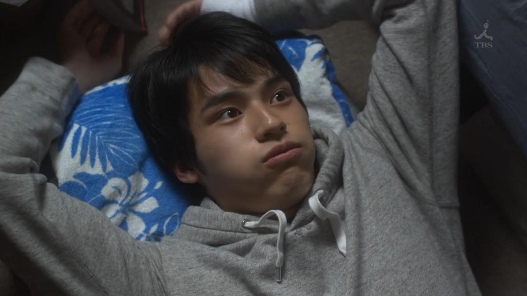 《中学圣日记》剧照第53张图片