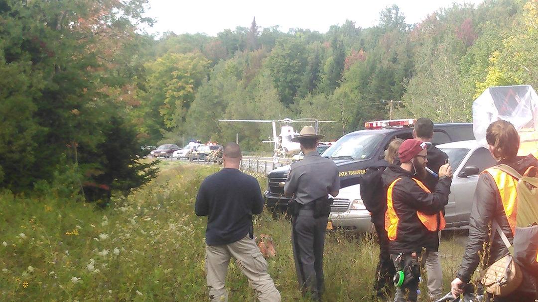 《逃离丹尼莫拉》剧照第37张图片