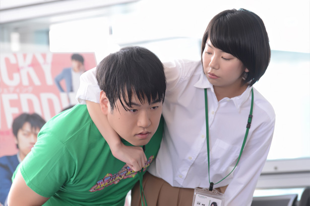 《黑色丑闻》剧照第25张图片