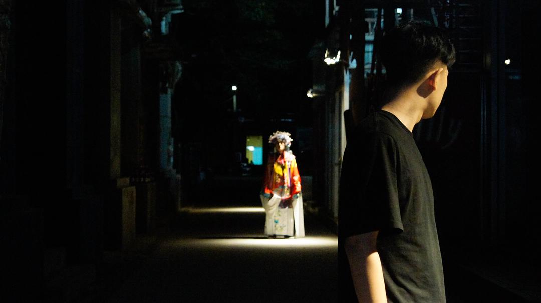 《不思异:电台》剧照