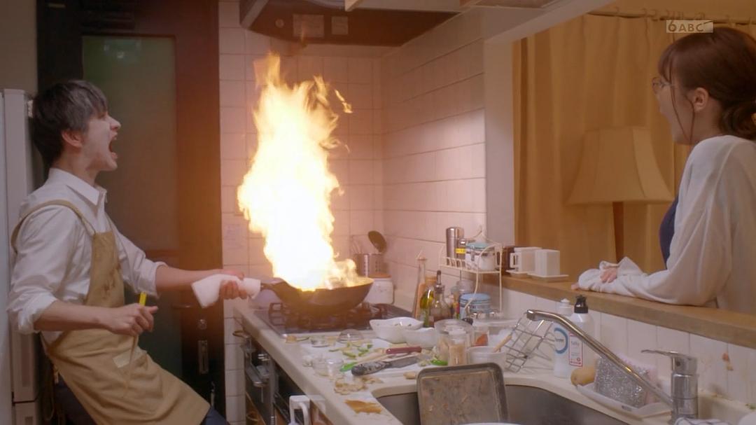 《深夜的奇葩恋爱图鉴》剧照第32张图片